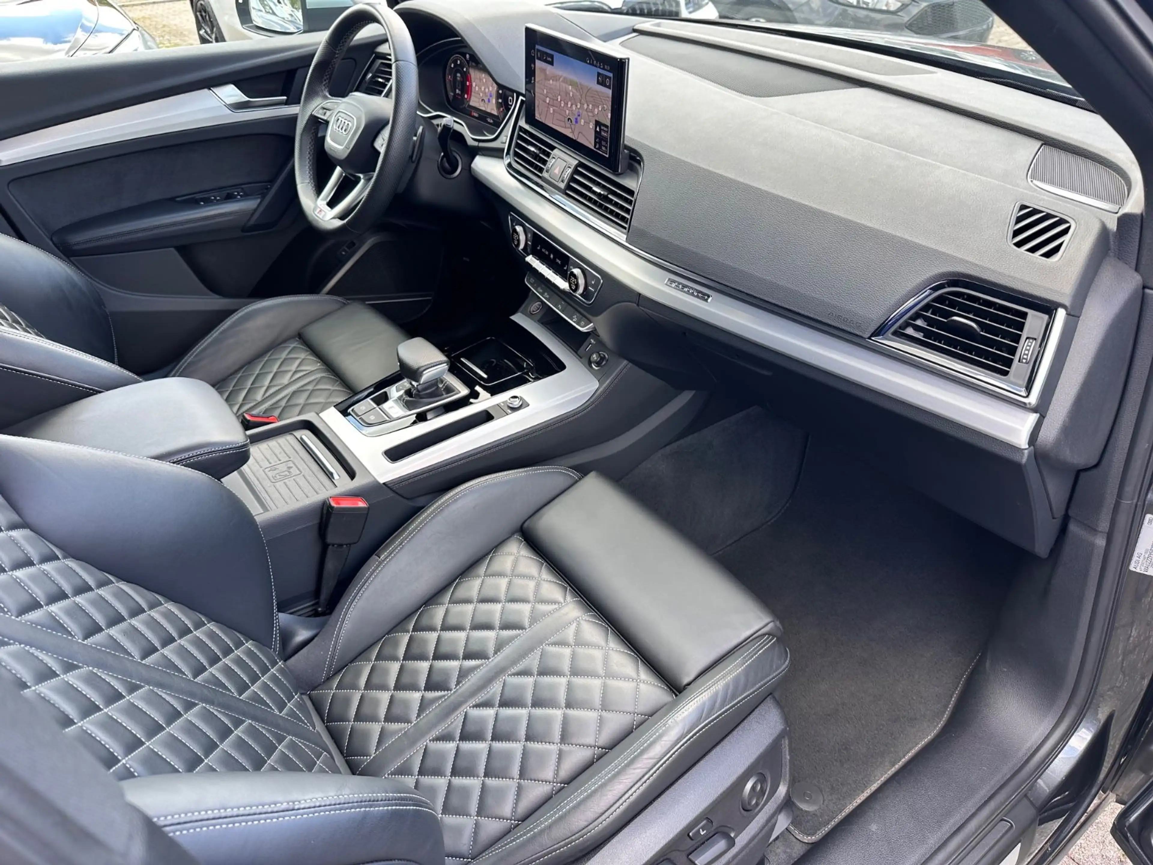 Audi SQ5 Navi Leder HuD B&O Sthz. AHK 20 — photo 37