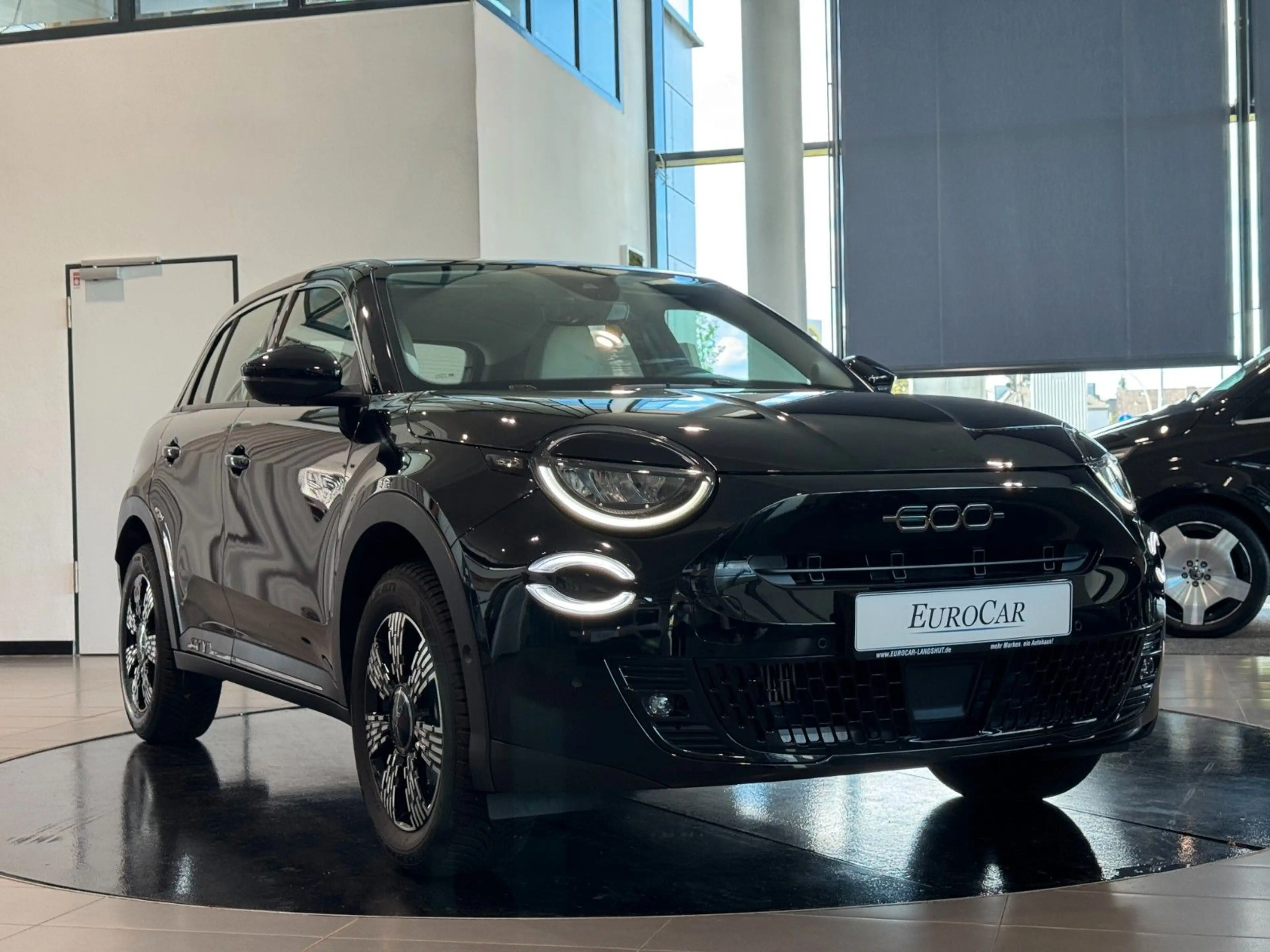 Fiat 600 Hybrid StyleP SmartphoneInt. Shz Kamera LED — photo 3