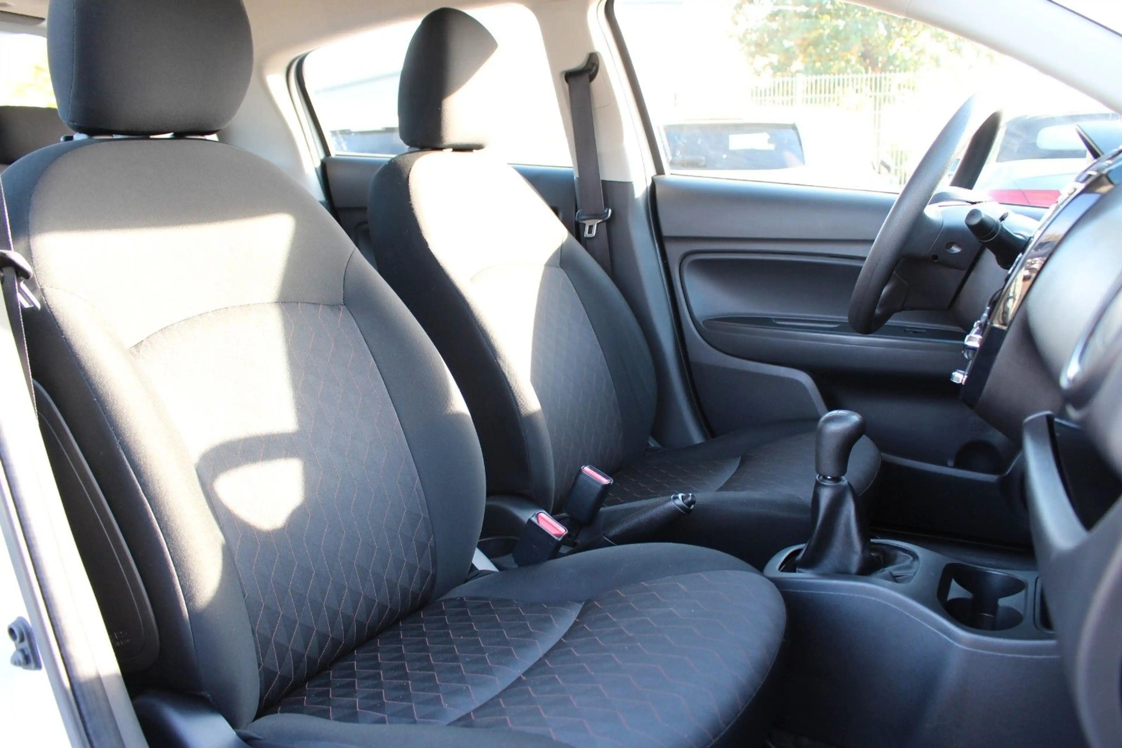 Mitsubishi Space Star 1HAND/BT/ISOFIX/RADIO/ — photo 13