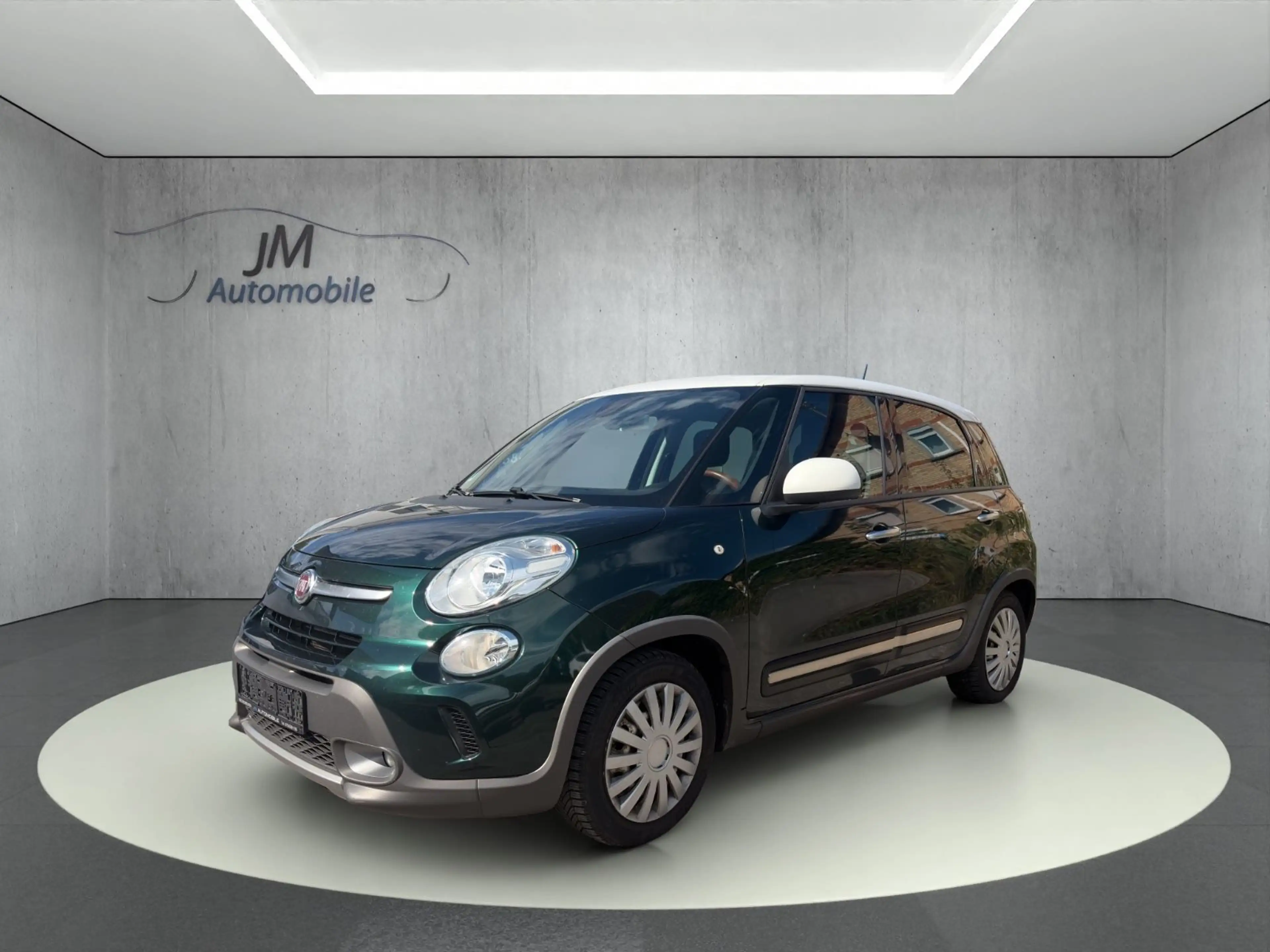 Fiat 500L Trekking Rock N Road Edition Klima PDC — photo 3