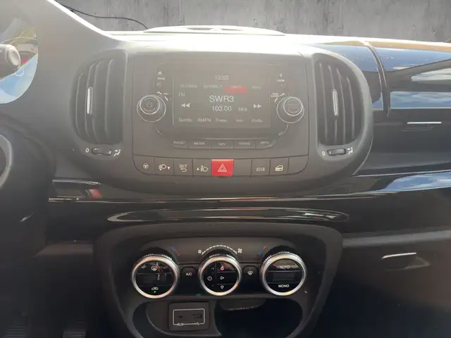 Fiat 500l view 14