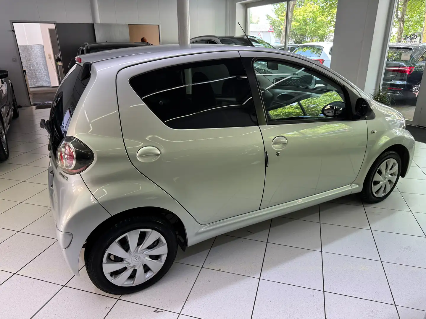 Toyota Aygo Multi Mode Cool Klima *Automatik* Facelift Argent - 1