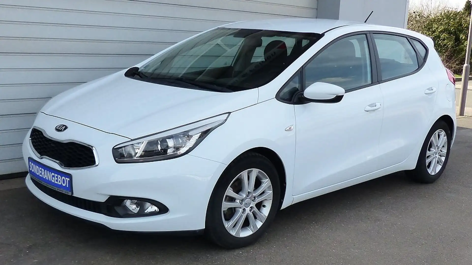 Kia Ceed / cee'd Edition 7 TOP Zustand Weiß - 1