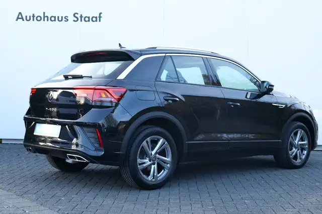 Volkswagen T-Roc view 9