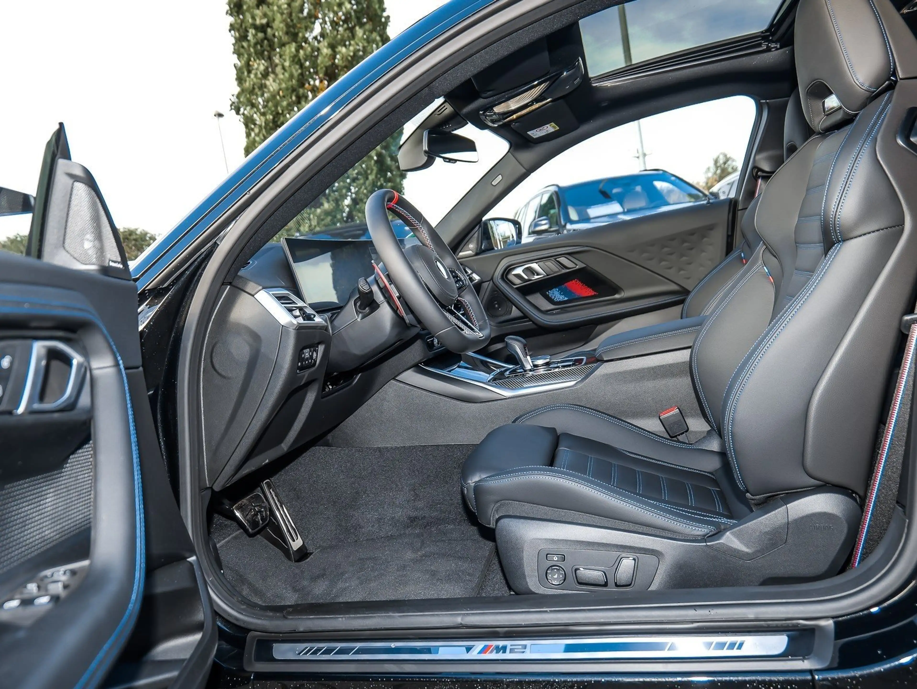 BMW M2 Coupé H/K + Glasdach + PlusPack. + DA — photo 5