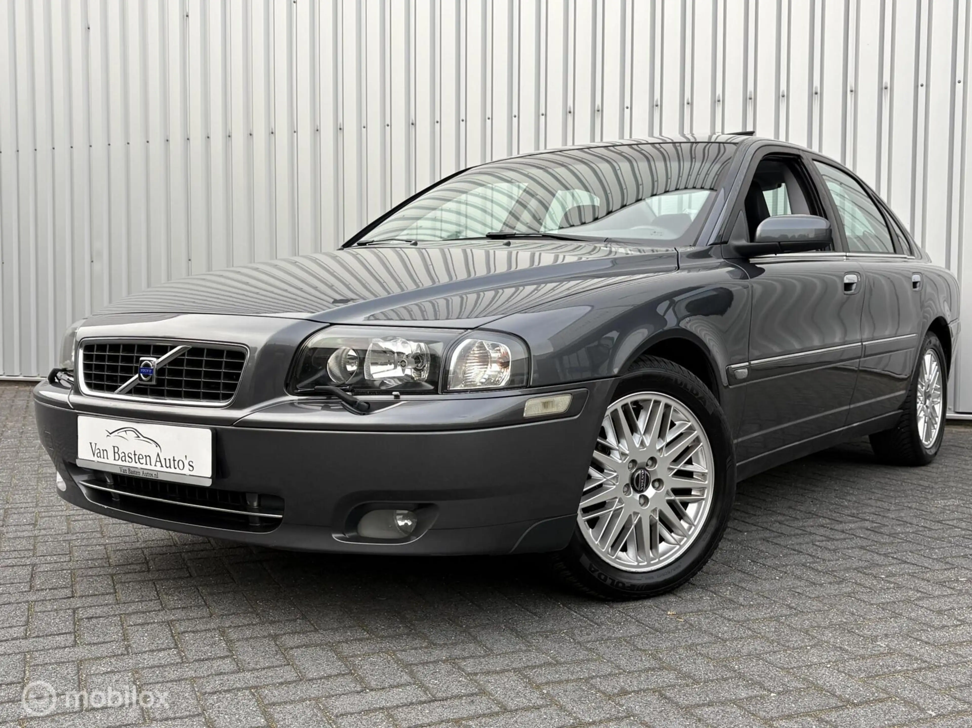 Volvo S80 2.4 Momentum Graphite | Aut | Leder | Schuifdak | — photo 4