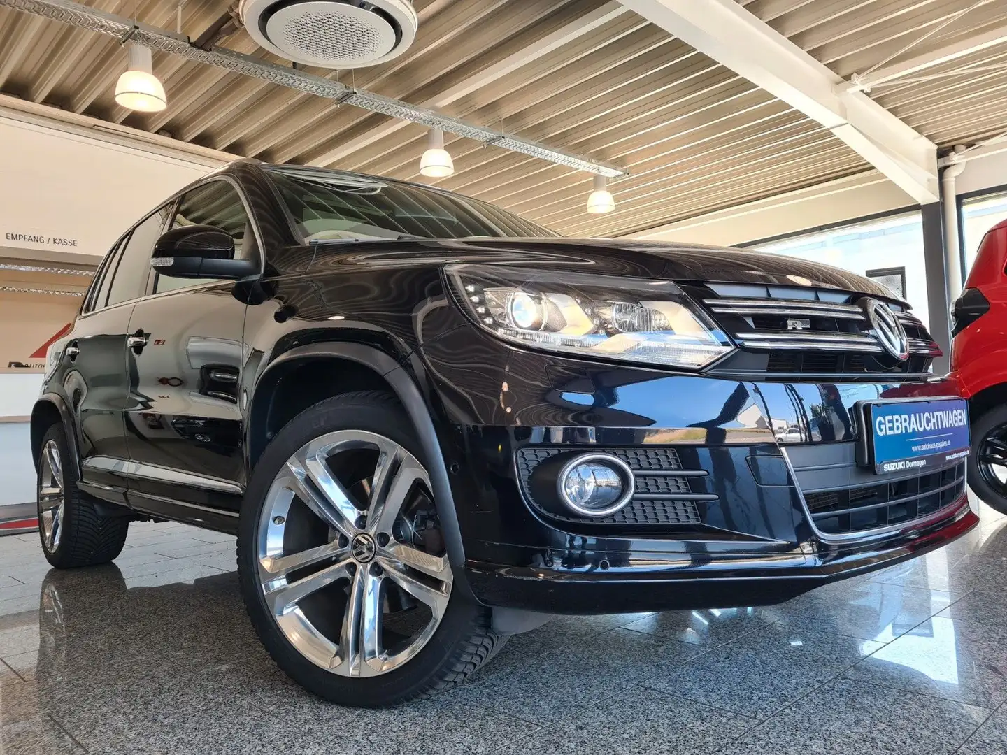 Volkswagen Tiguan Sport & Style BMT 4Motion Noir - 1