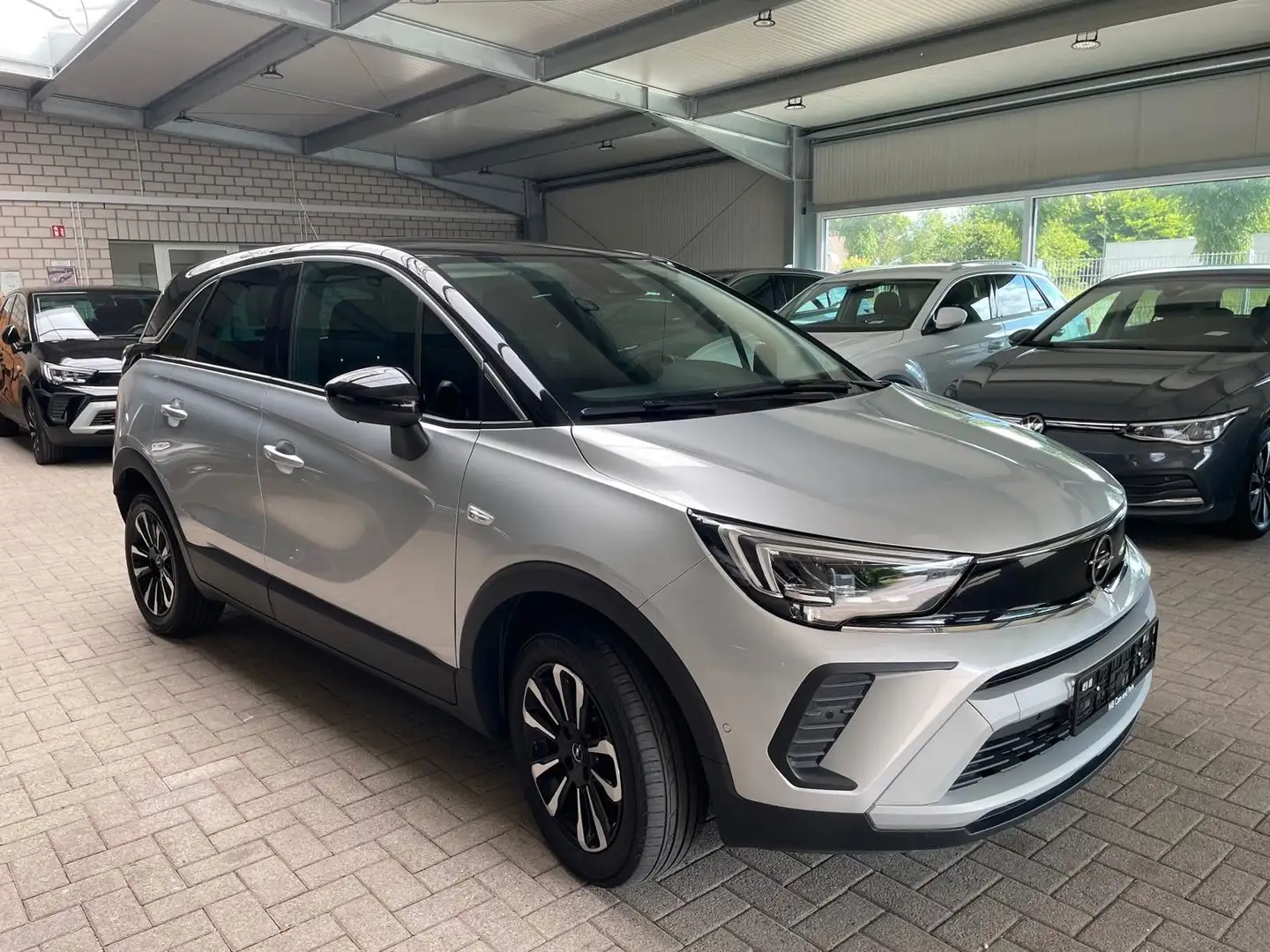 Opel Crossland X 1.2 Turbo Elegance RFK LED PDC Navi Argent - 2