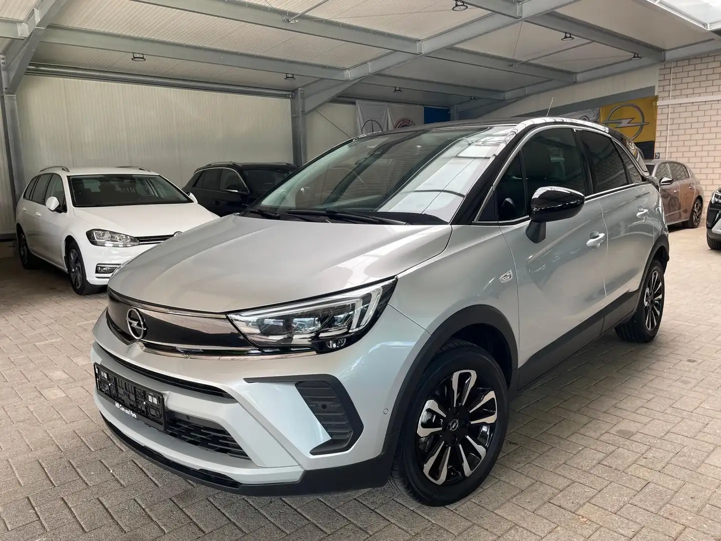 Opel Crossland X 1.2 Turbo Elegance RFK LED PDC Navi Argent - 1