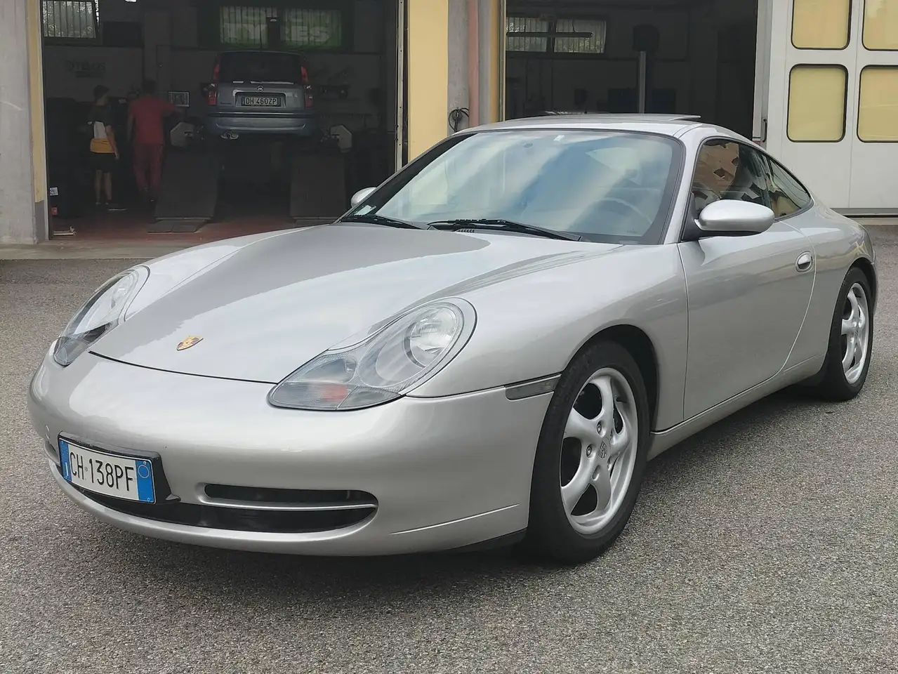 Porsche 911 IV Carrera 996 Coupe Coupe 3.4 Carrera, foto 1