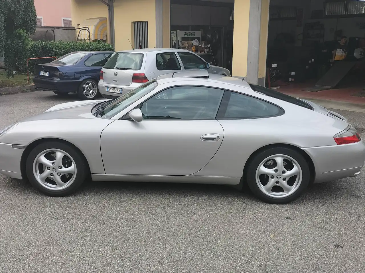 Porsche 911 IV Carrera 996 Coupe Coupe 3.4 Carrera, foto 2