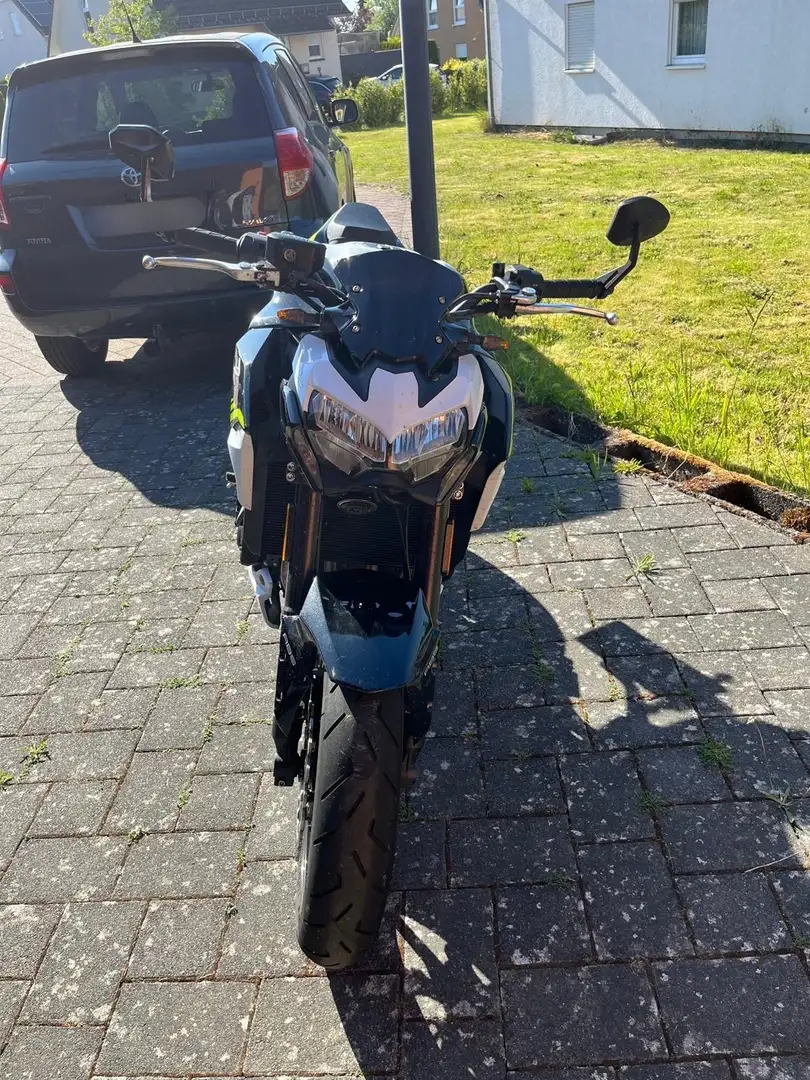 Kawasaki Z 900 Schwarz - 2