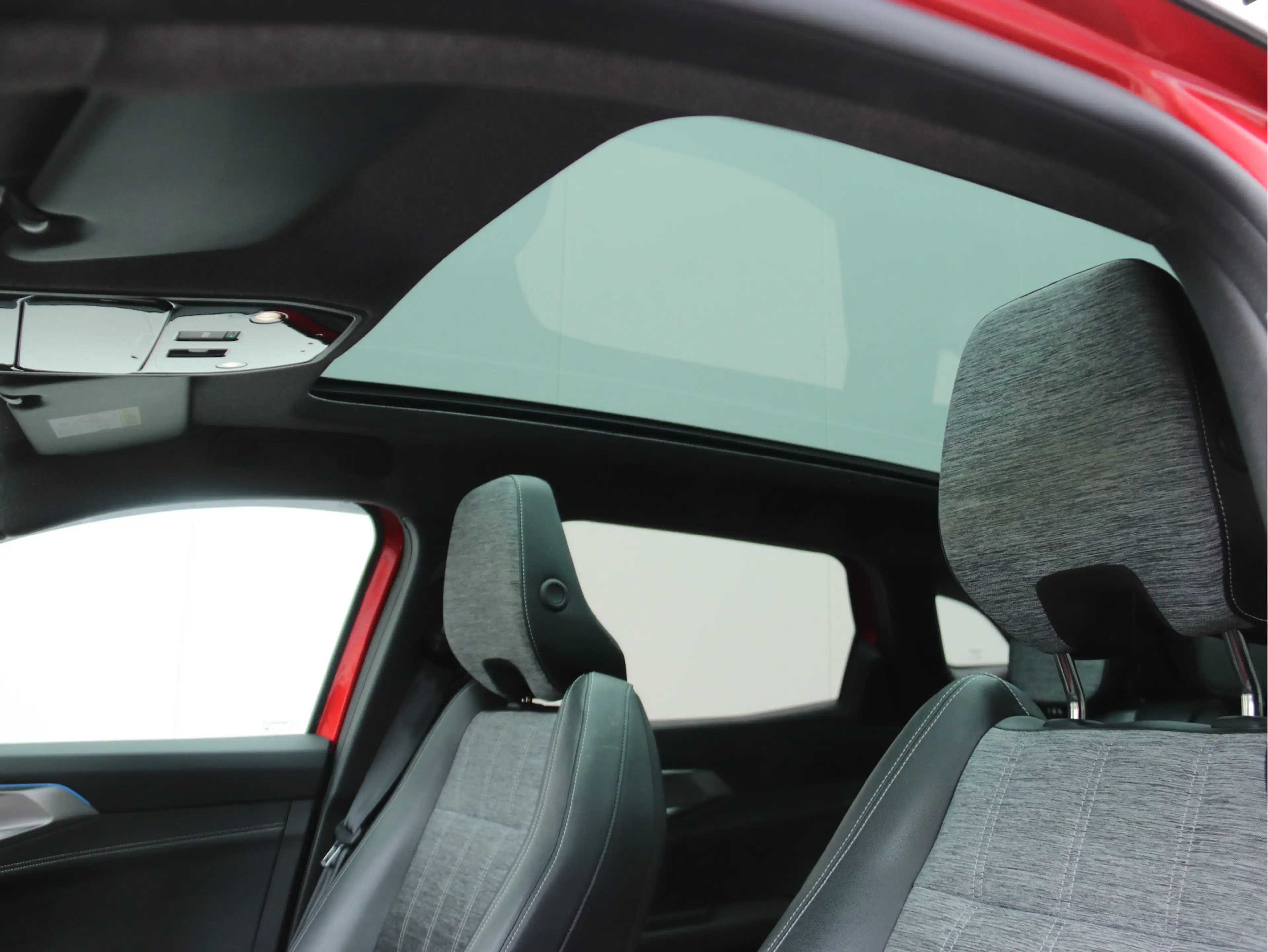 Renault Austral 1.3 mild hybrid 160 X-Tronic techno PANORAMA / CAM — photo 9