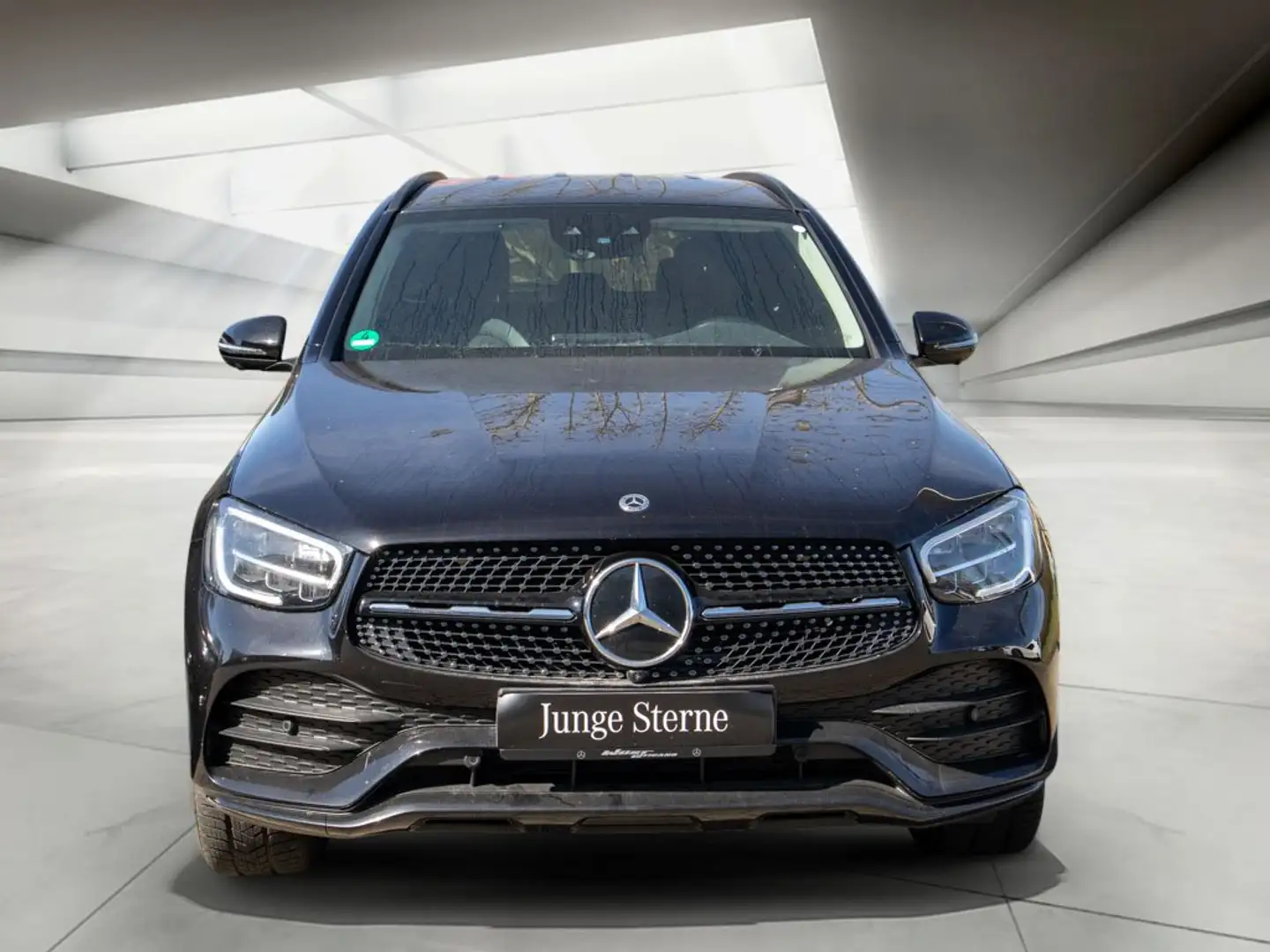 Mercedes-Benz GLC 300 de 4M AMG+Distr.+AHK+360°+LED+Tritt+Ambi Negro - 2