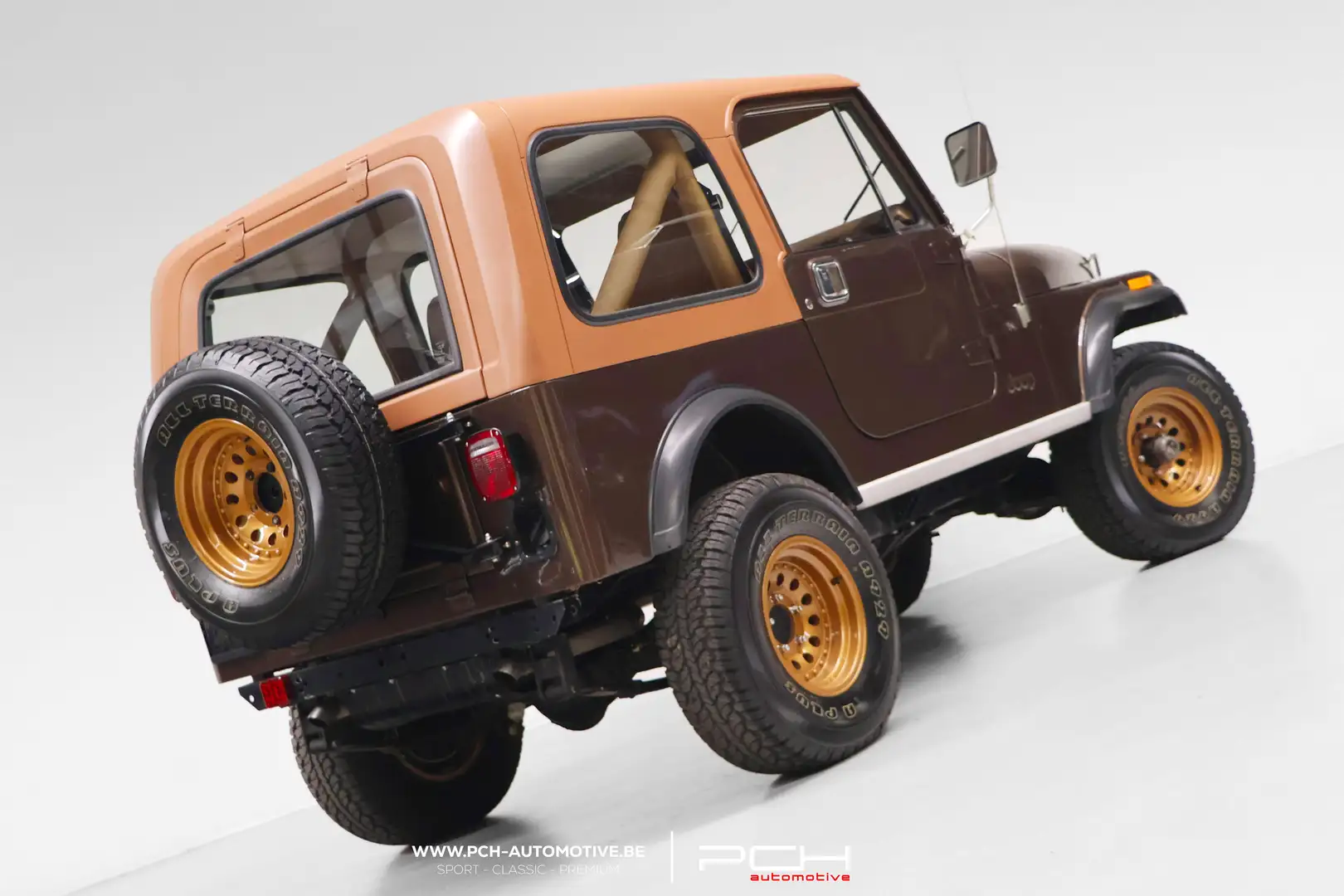Jeep CJ-7 5.7 V8 210cv Aut. + Hard-top - Fully Restored - Braun - 2