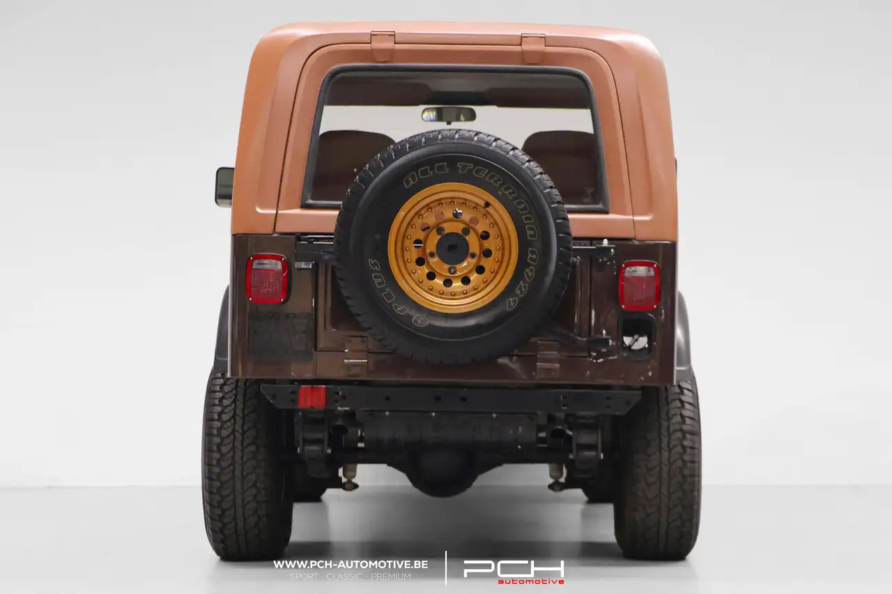 Jeep CJ-7 5.7 V8 210cv Aut. + Hard-top - Fully Restored -, foto 5