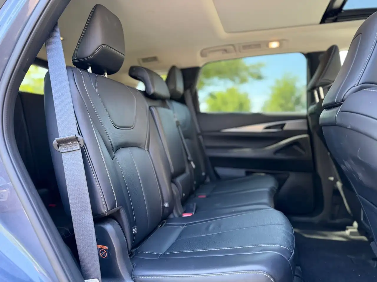 Infiniti QX60 снимка Infiniti QX60