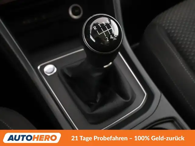 Volkswagen Touran view 27