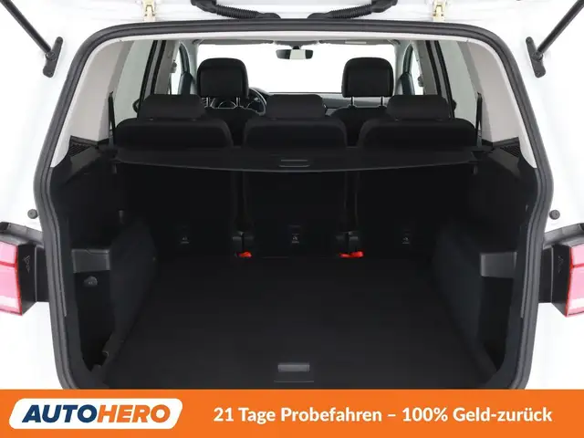 Volkswagen Touran view 17