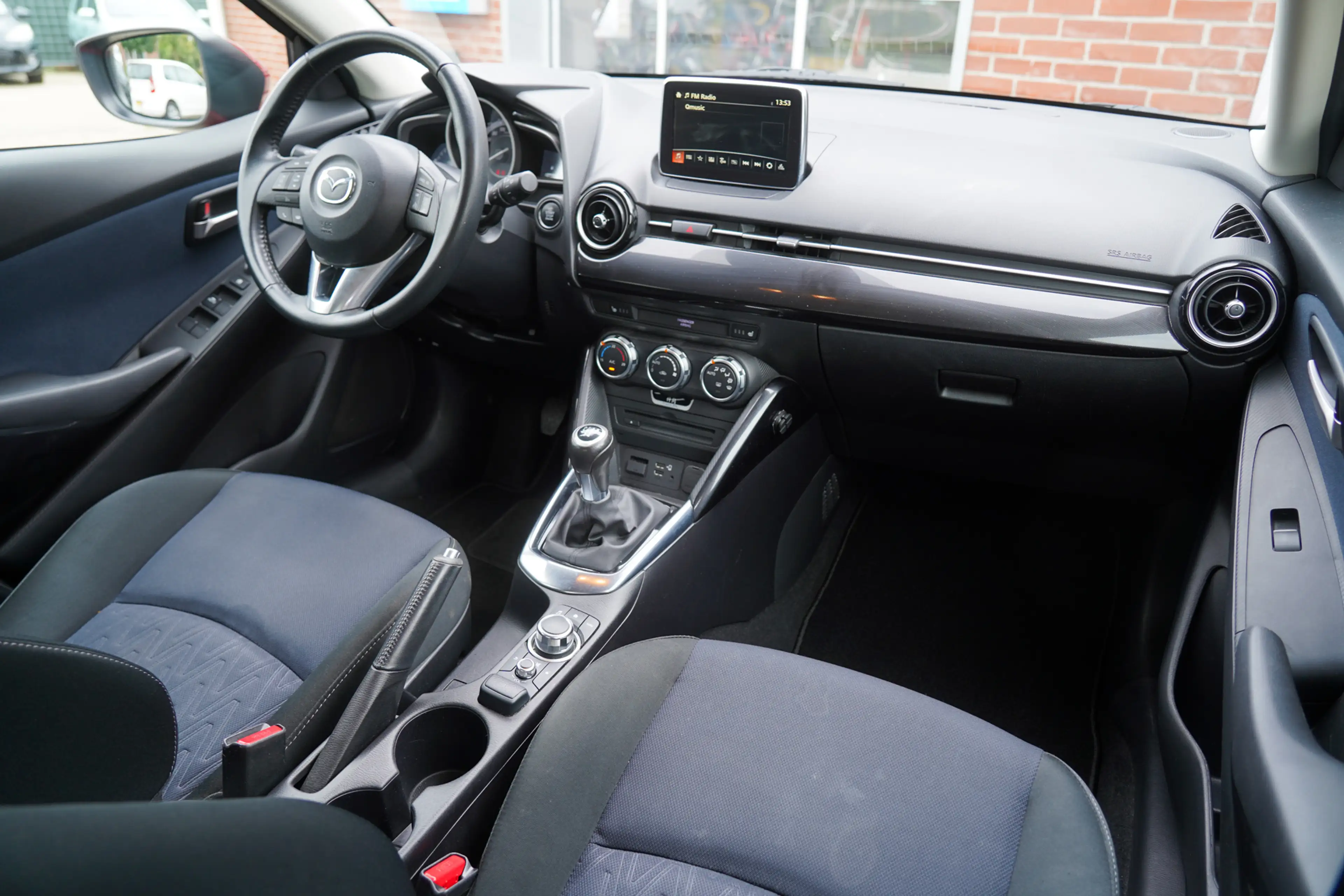Mazda 2 1.5 Skyactiv-G GT-M Line — photo 12