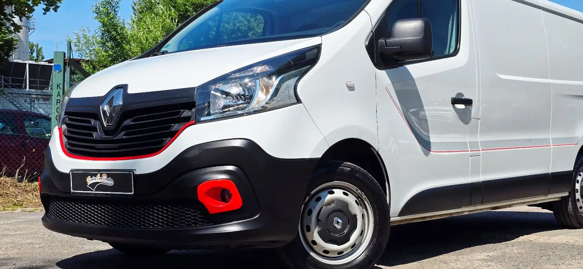 Renault Trafic LANG*TÜV NEU*1.HAND*NAVI*PDC*KLIMA*TOP* Wit - 1