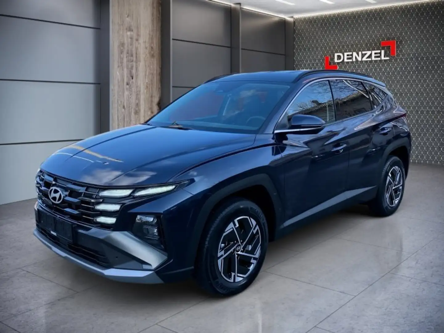 Hyundai TUCSON NX4 Jubile 1,6 T-GDi HEV 2WD AT Blau - 1