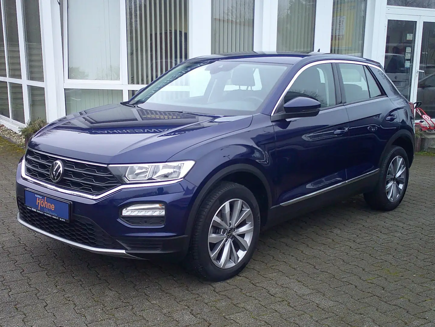Volkswagen T-Roc Style Anhängerkupplung Blau - 1