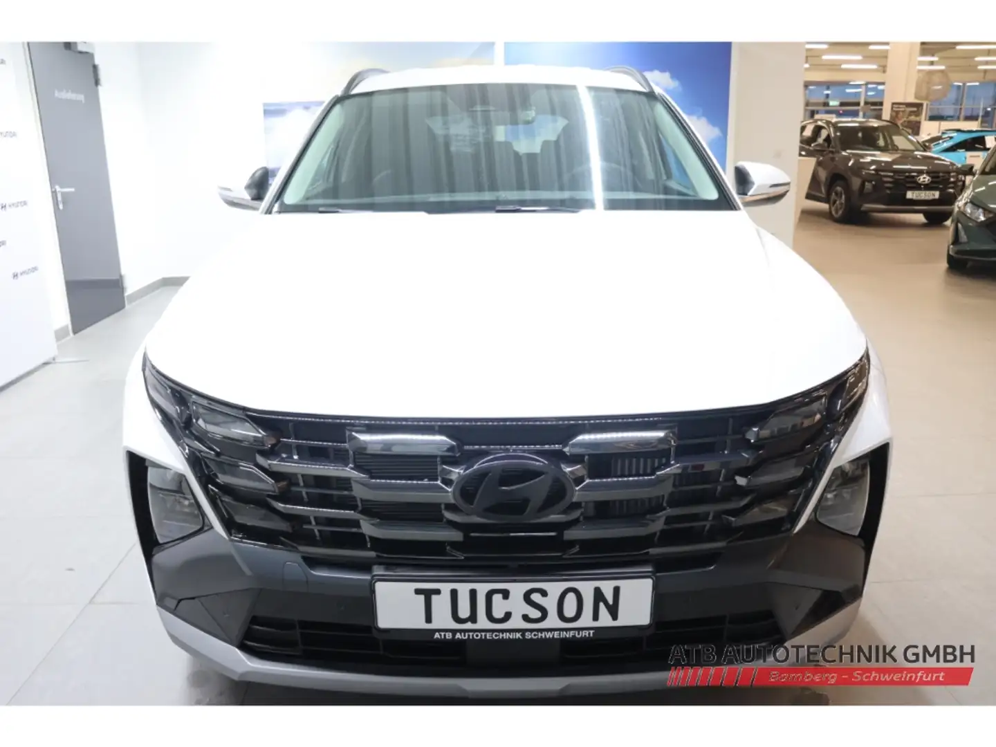 Hyundai TUCSON MY25 Trend 1.6 T-GDI 48V 7-DCT 2WD 160PS Navi LED Bianco - 2