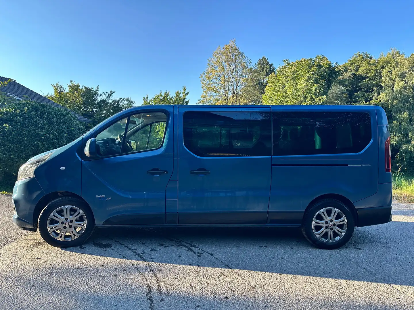 Fiat Talento Panorama 3,0t 2,0 EcoJet 145 L2H1 Executive Azul - 2