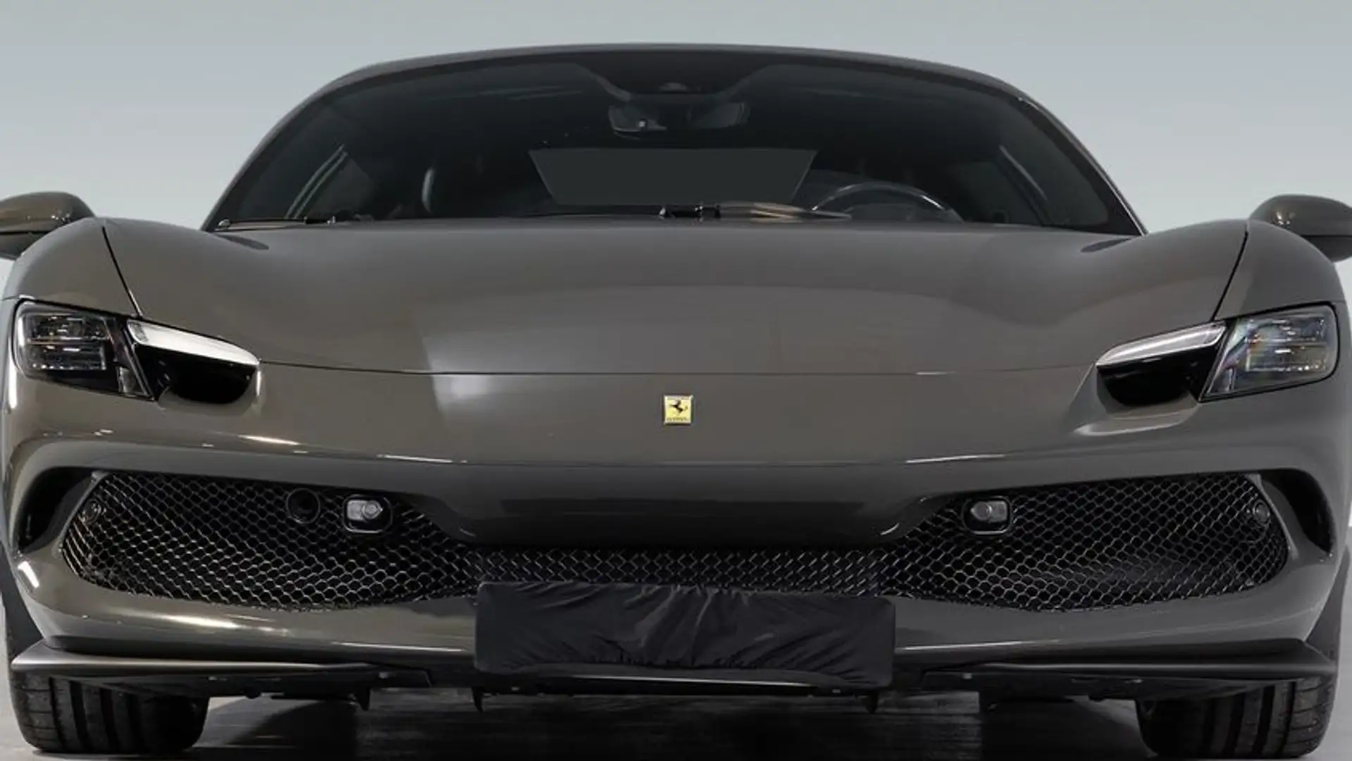 Ferrari 296 GTS Grau - 2