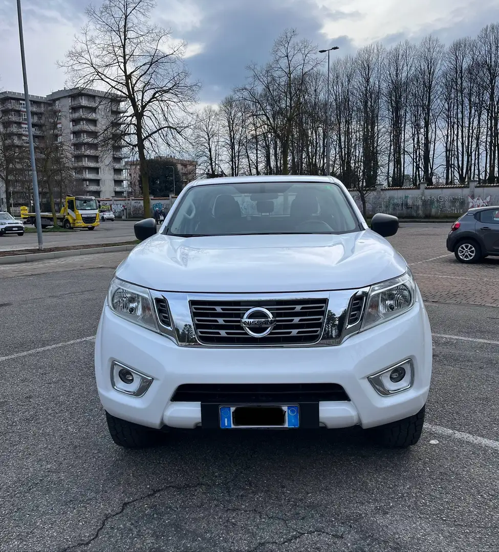 Nissan Navara 2.3 dci Double cab N-Connecta 4wd 163cv Blanco - 2