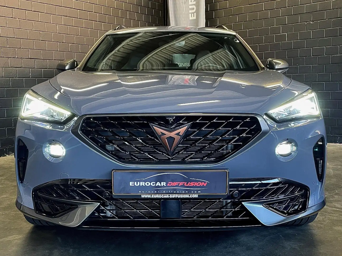 CUPRA Formentor VZ 245CV eHybrid DSG6 ** SS ** "Safe & Drivi Gris - 2