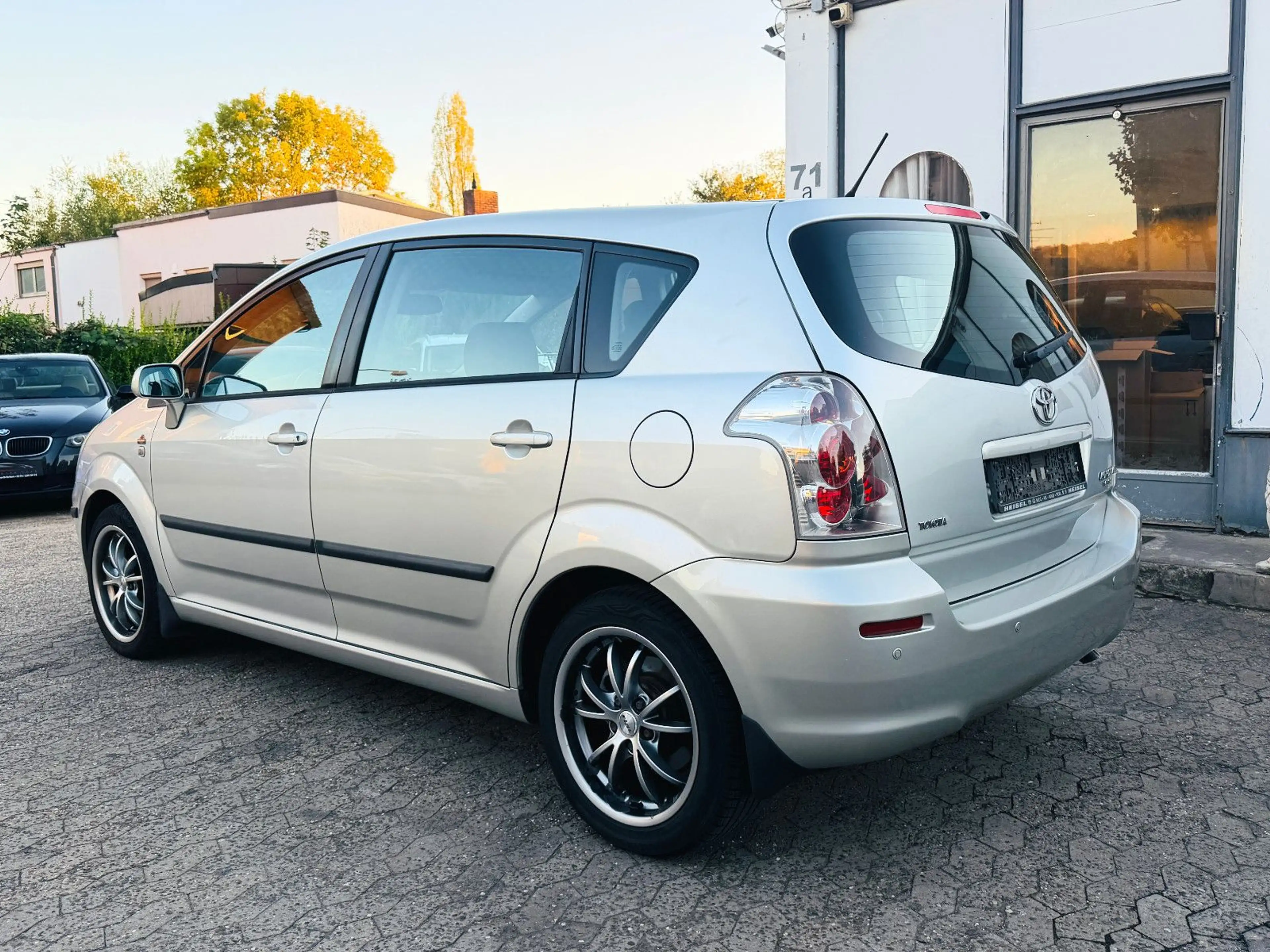 Toyota Corolla Verso 1.8 Sol 7-Sitzer Tempomat PDC — photo 3