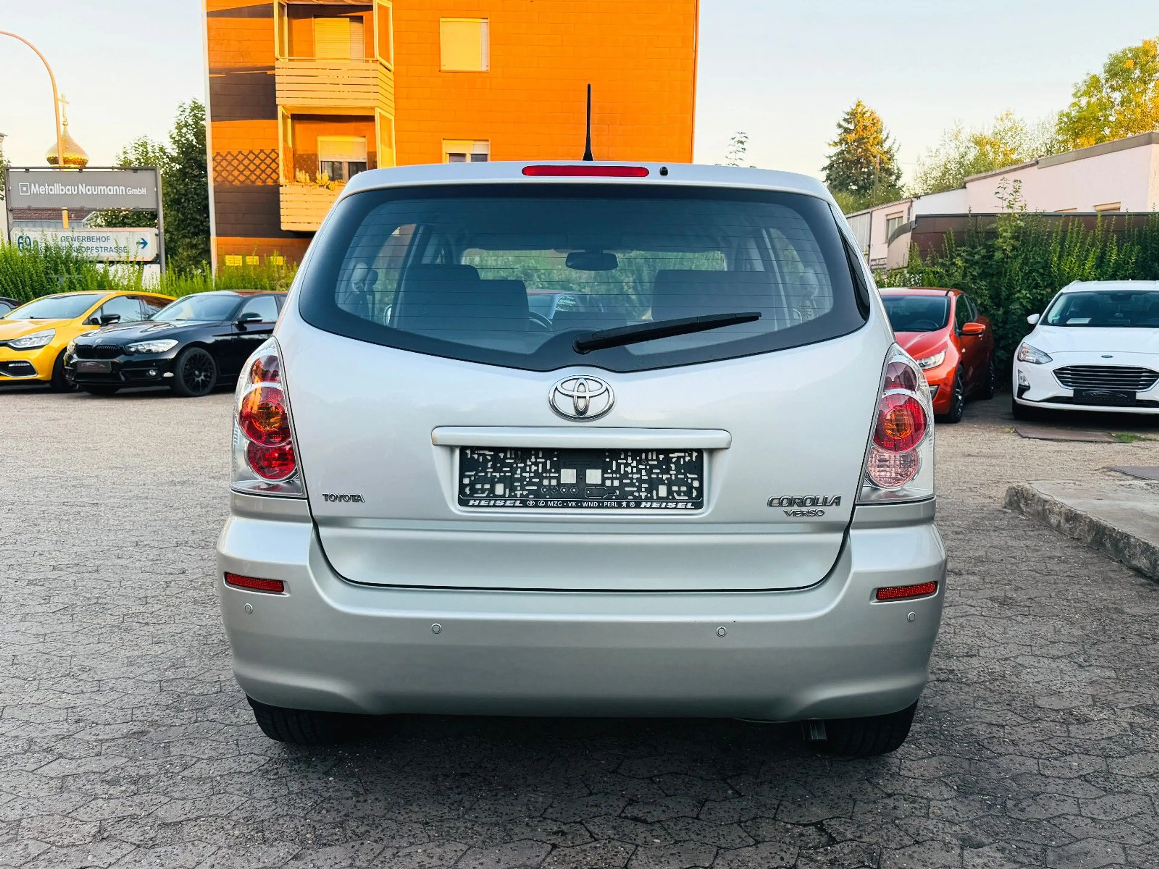 Toyota Corolla Verso 1.8 Sol 7-Sitzer Tempomat PDC — photo 4