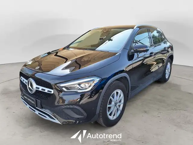 Mercedes-Benz GLA 200 200 d 150 CV Automatica NAVI LED Business Extra