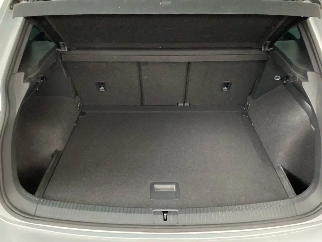 Volkswagen Tiguan Tiguan 2.0 TDI 150 CV DSG R-Line 9