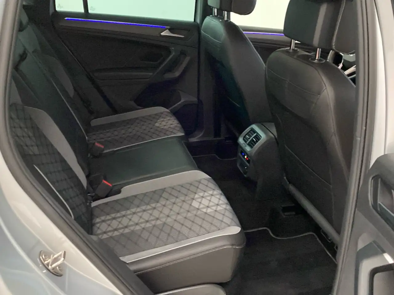 Volkswagen Tiguan Tiguan 2.0 TDI 150 CV DSG R-Line 7