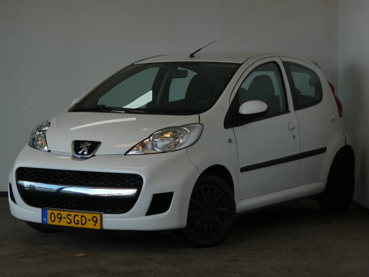 Peugeot 107 1.0-12V XS Wit - 1