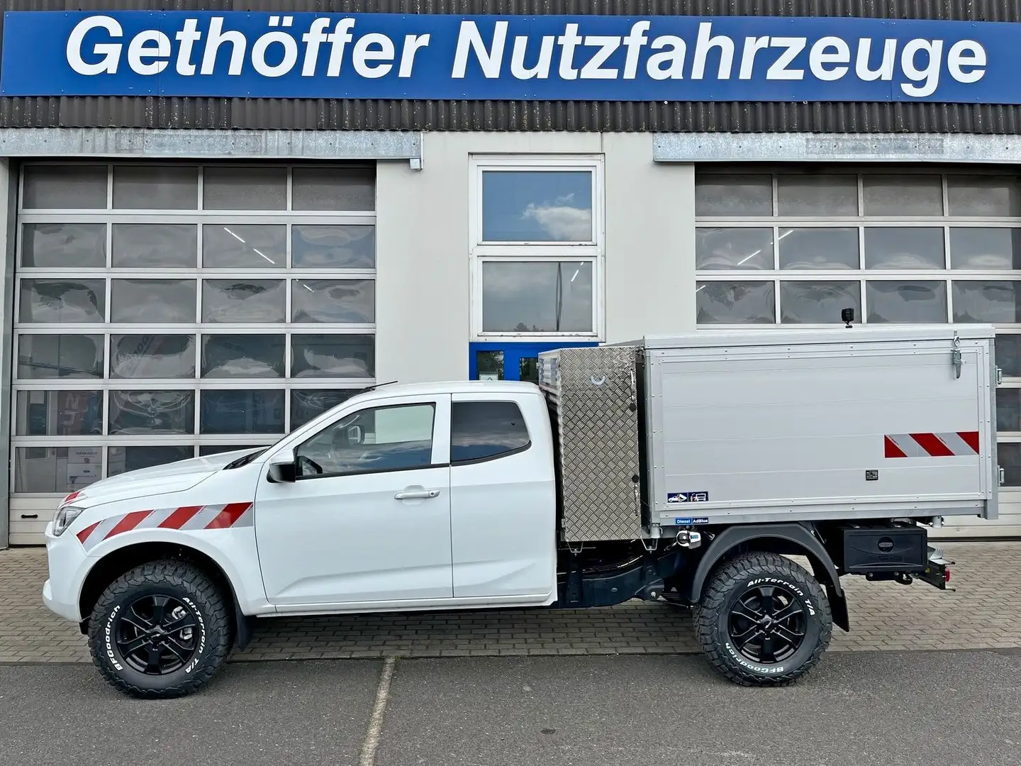 Isuzu D-Max Space Cab LS AT BIG-MAX L2Kipper Schredder Weiß - 1