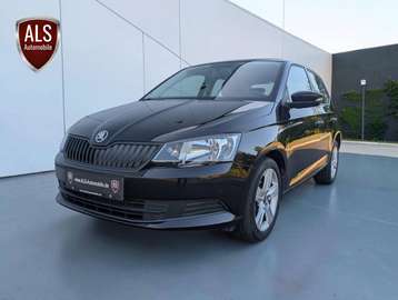 Cool Edition"Scheckheftgepflegt"48000km."BT"Klima"PDC"