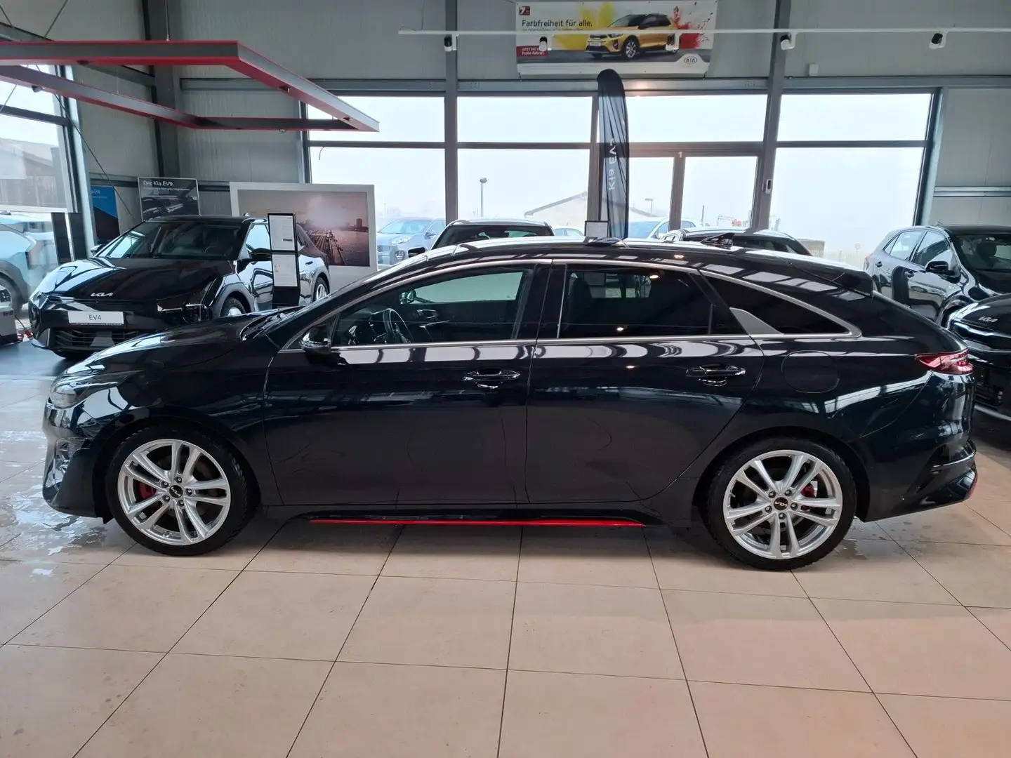 Kia ProCeed / pro_cee'd ProCeed GT 1.6 DCT KOM*GD Schwarz - 2