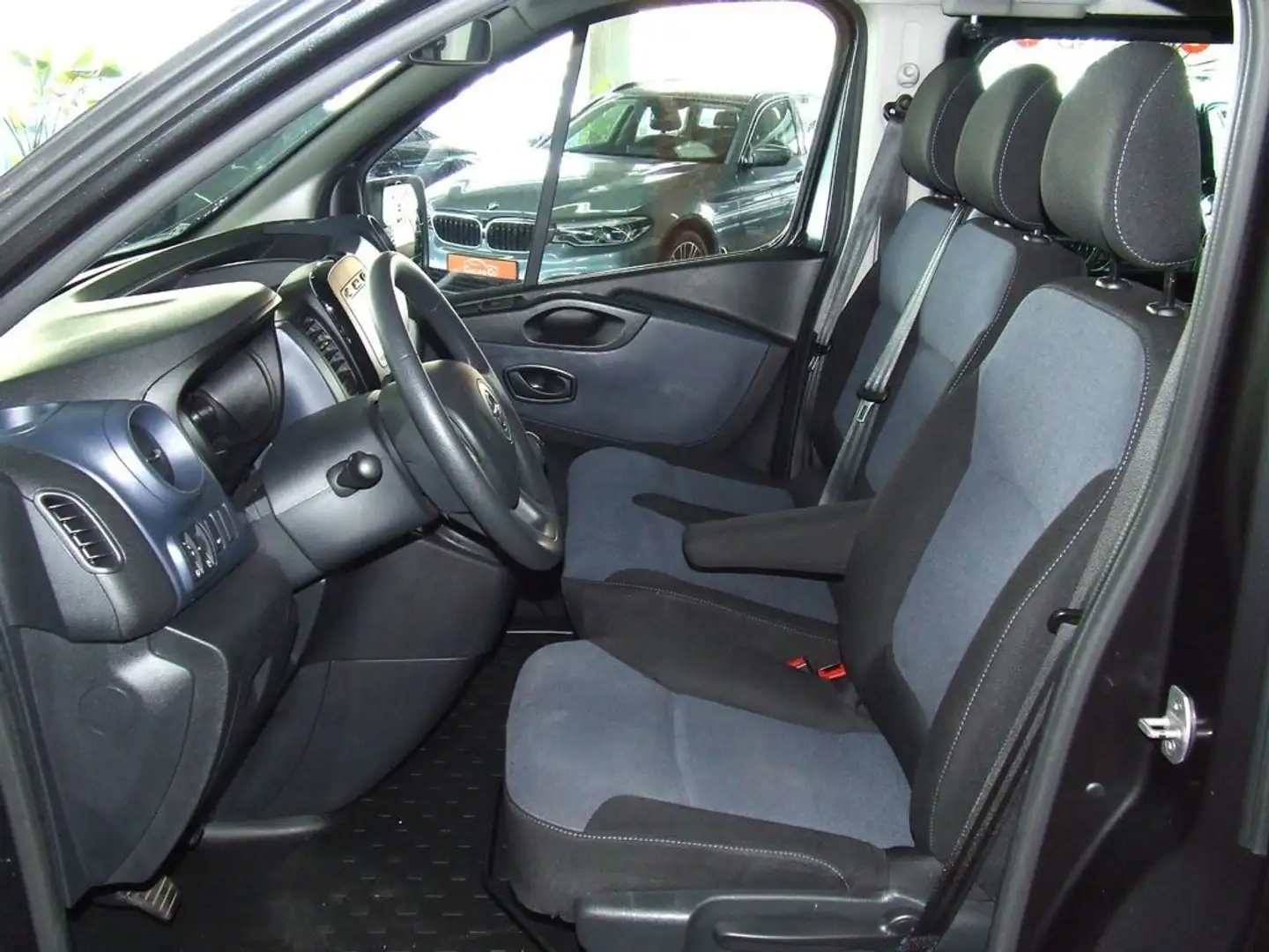 Opel Vivaro 27 1.6 BiTurbo 145CV S&S EcoFLEX l2 h1Tourer Noir - 2