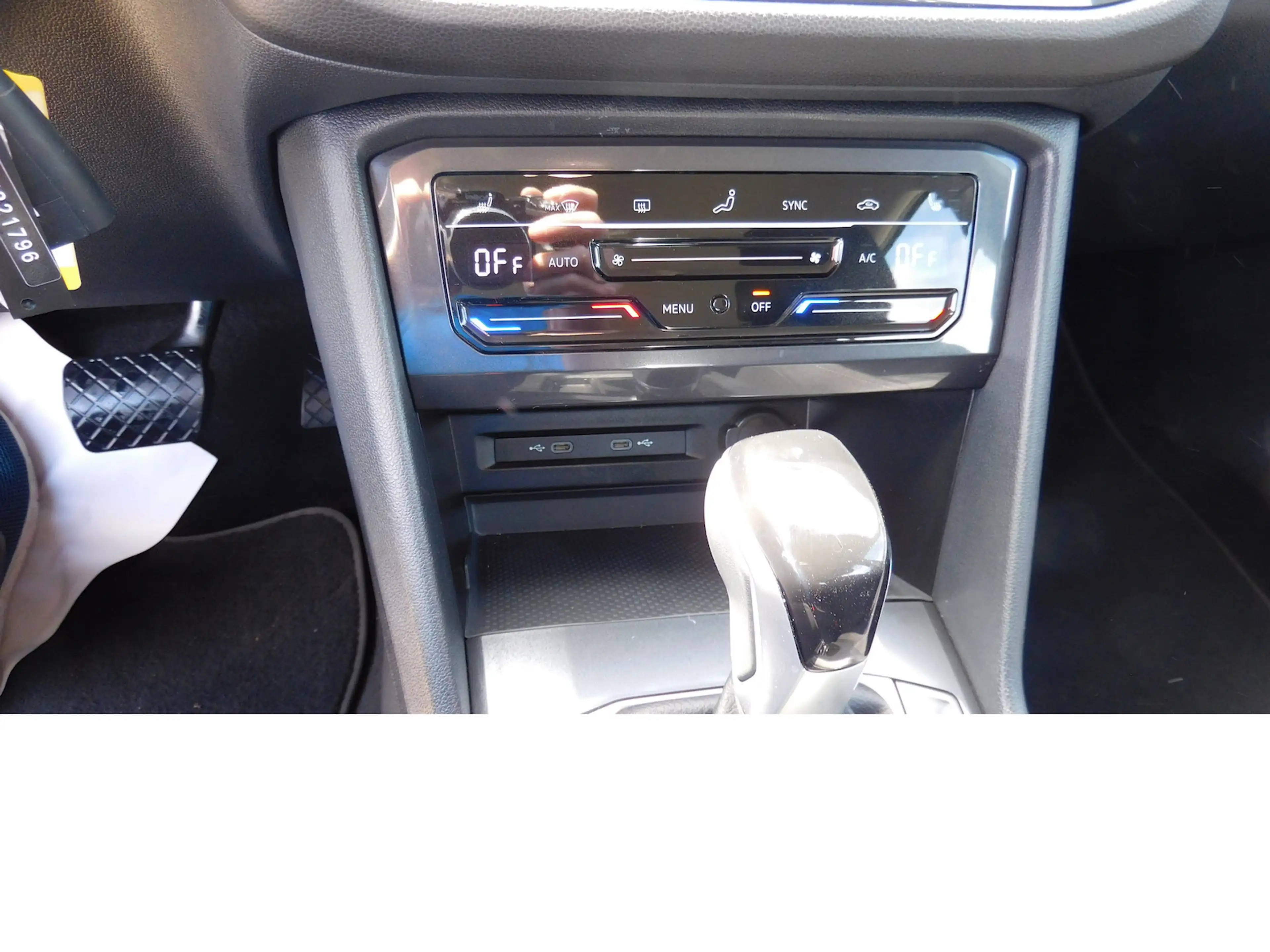 Volkswagen Tiguan Allspace 1.5 TSI Life 7 Sitze Navi DSG — photo 8