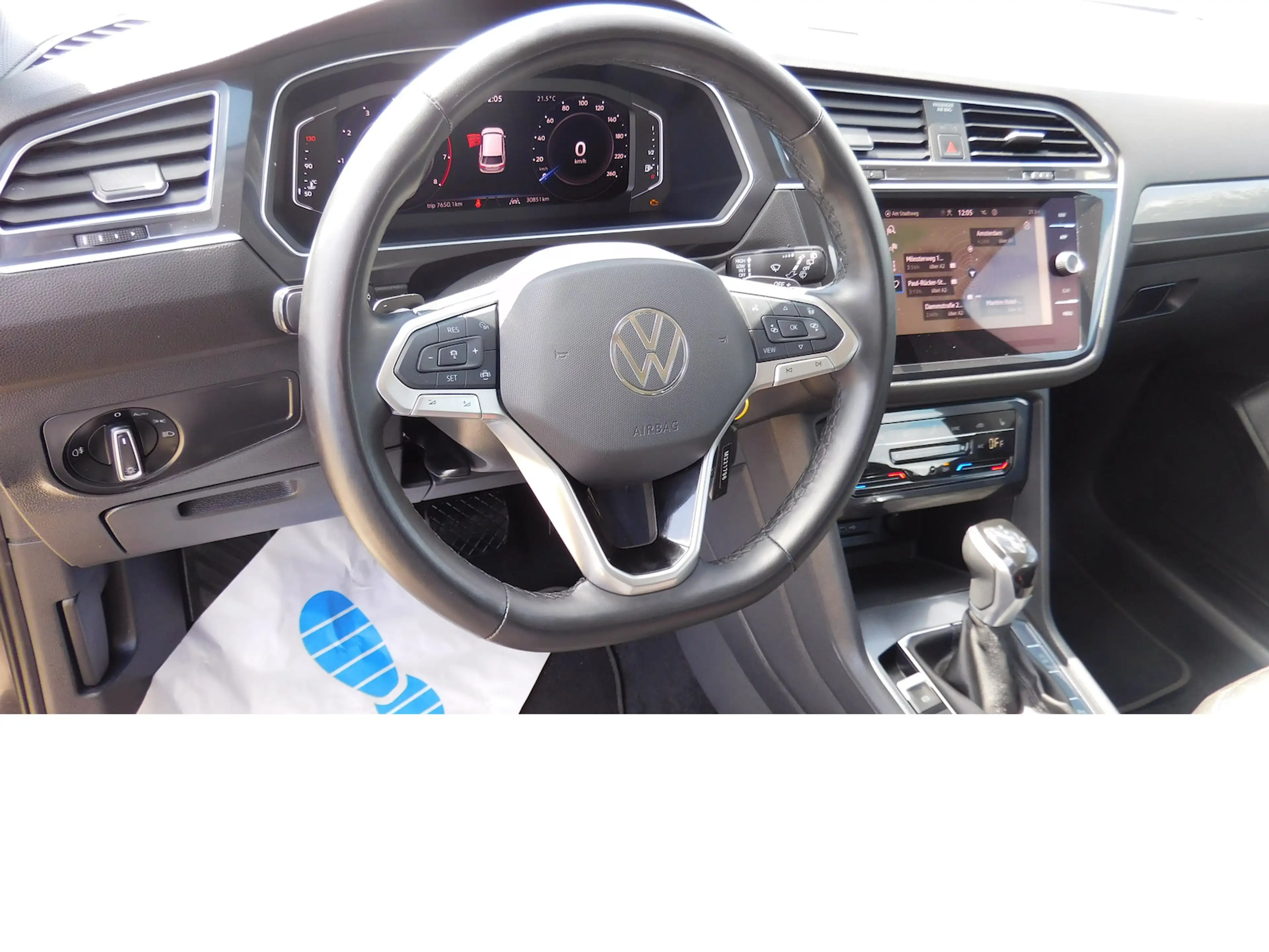 Volkswagen Tiguan Allspace 1.5 TSI Life 7 Sitze Navi DSG — photo 9