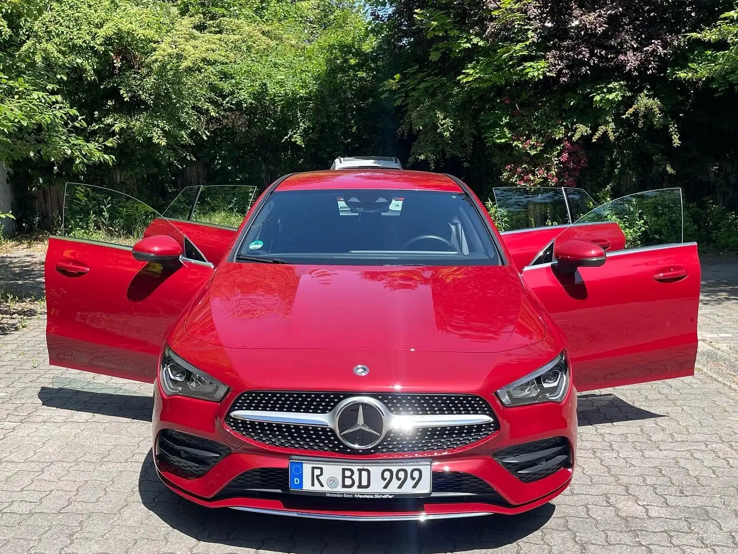 Mercedes-Benz CLA 200 CLA 200 Shooting Brake 7G-DCT Edition 2020 Czerwony - 1