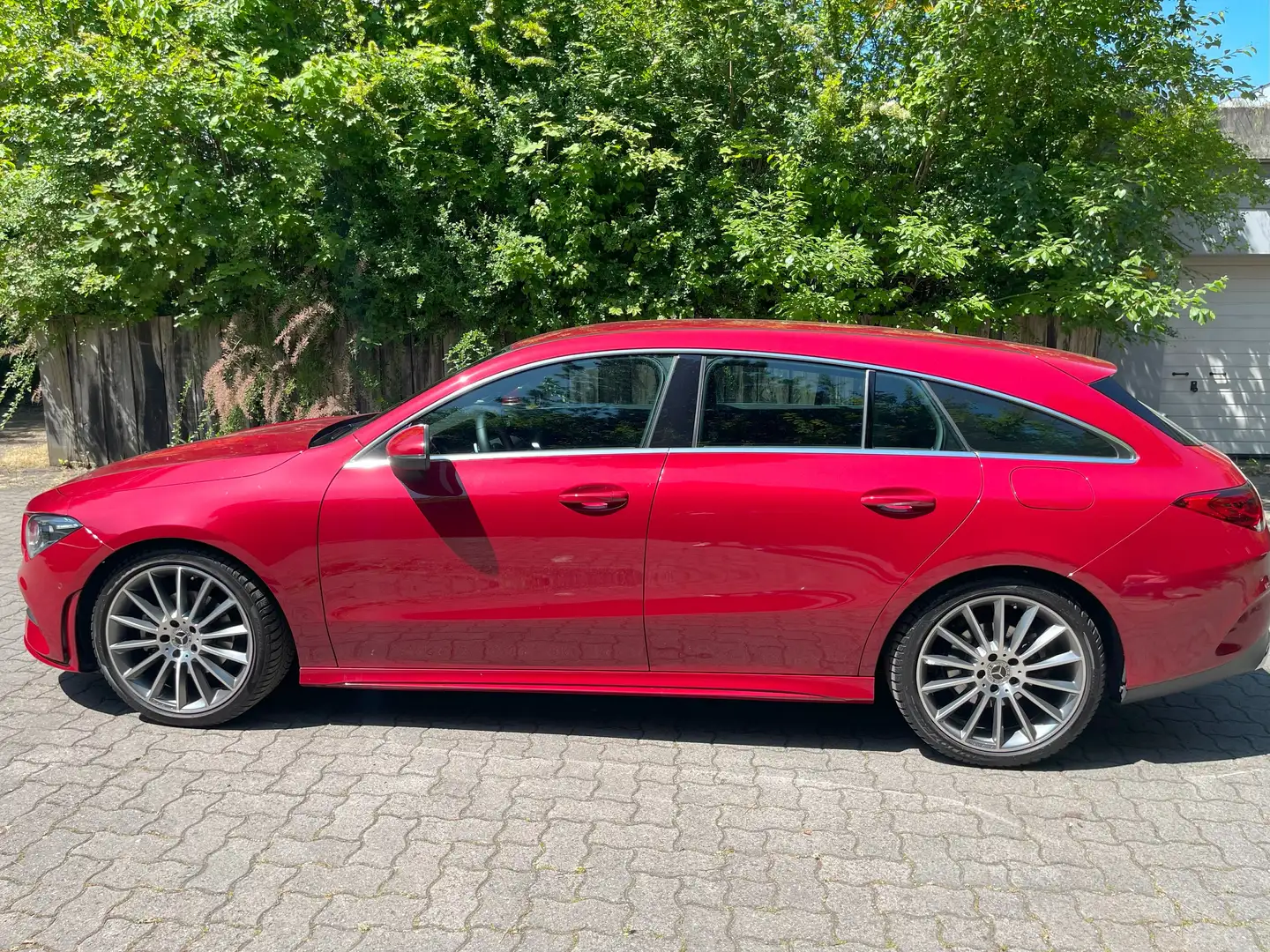 Mercedes-Benz CLA 200 CLA 200 Shooting Brake 7G-DCT Edition 2020 Czerwony - 2