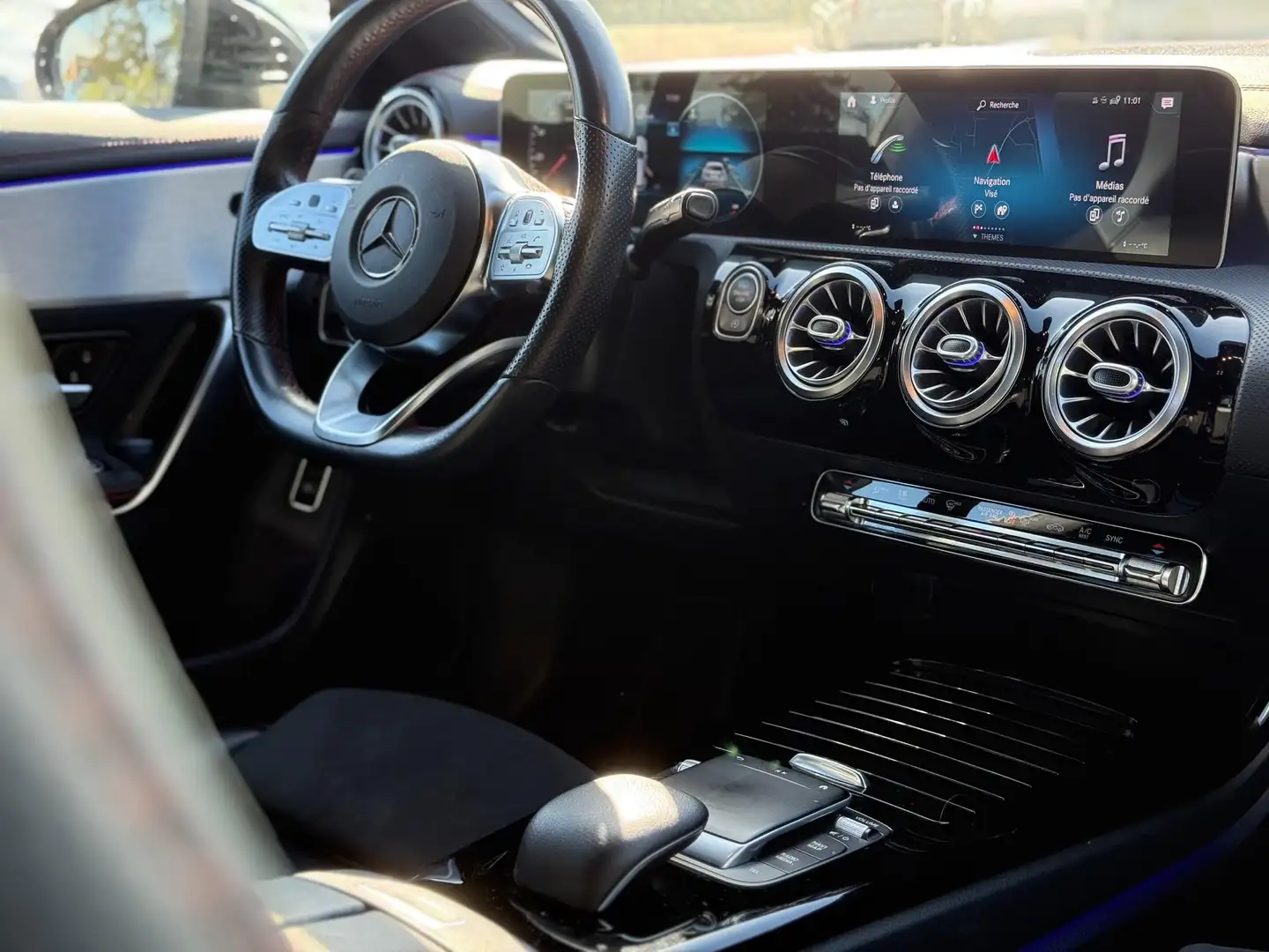 Mercedes-Benz CLA 180 Shooting Brake CLA d AMG Line Nero - 2