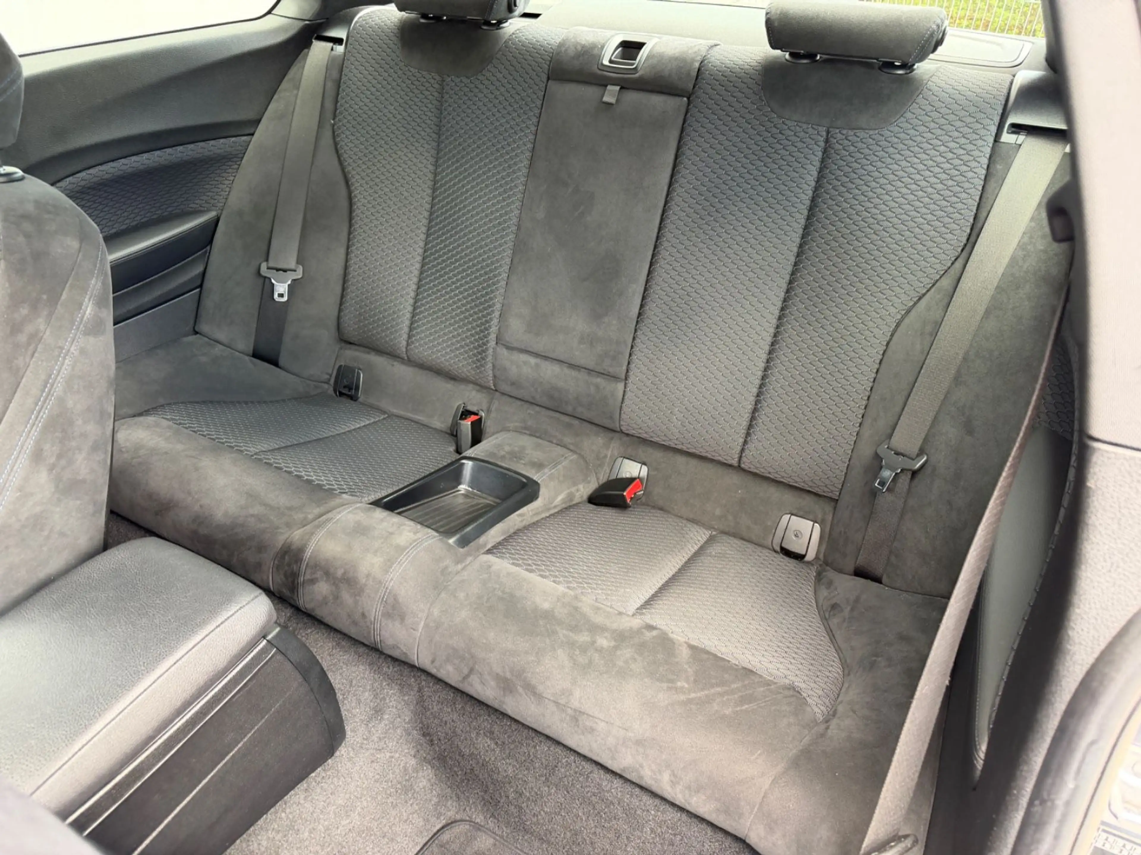 BMW 220 2 Coupe 220 d M Sport — photo 12