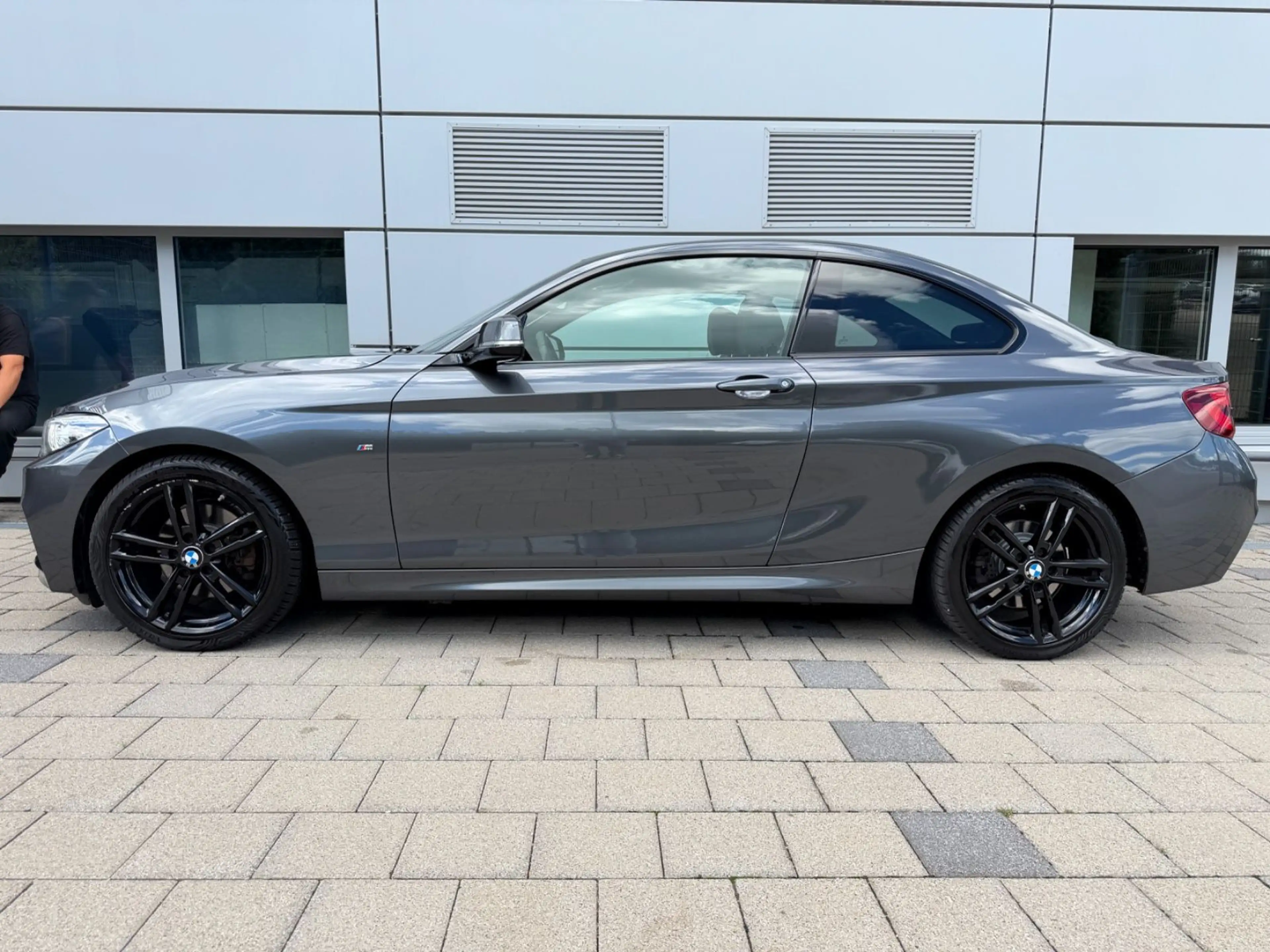 BMW 220 2 Coupe 220 d M Sport — photo 3