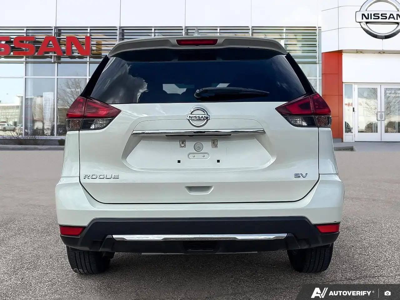 Nissan Rogue снимка Nissan Rogue